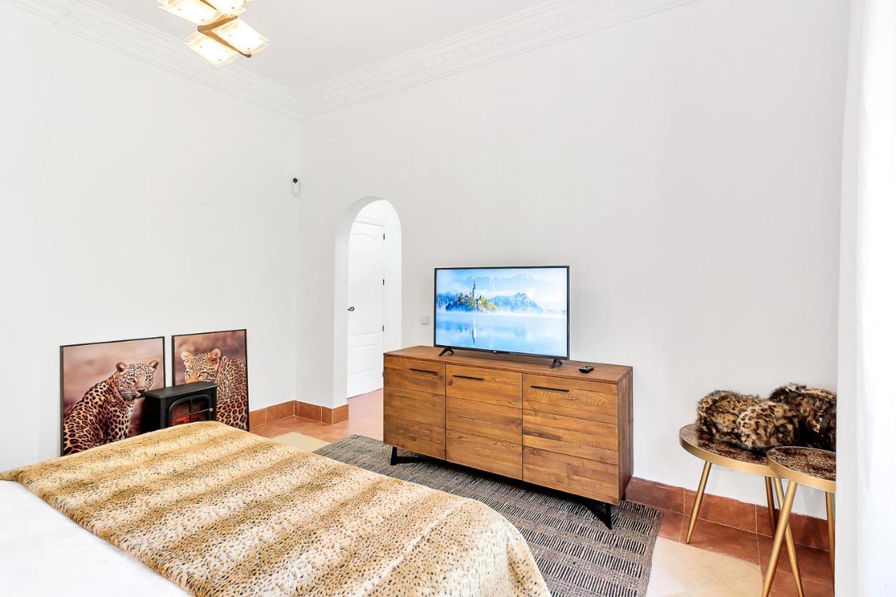 Yolo Spaces - Sotogrande - White House Villa San Roque  Zewnętrze zdjęcie